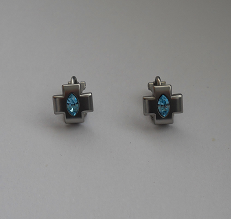 Boucles d'oreilles en croix et perle