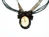 Collier pendentif camé