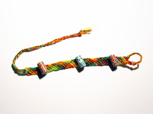 Bracelet brésilien perroquet et perles fimo