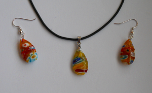 Parure collier et boucles en verre Murano jaune-orange